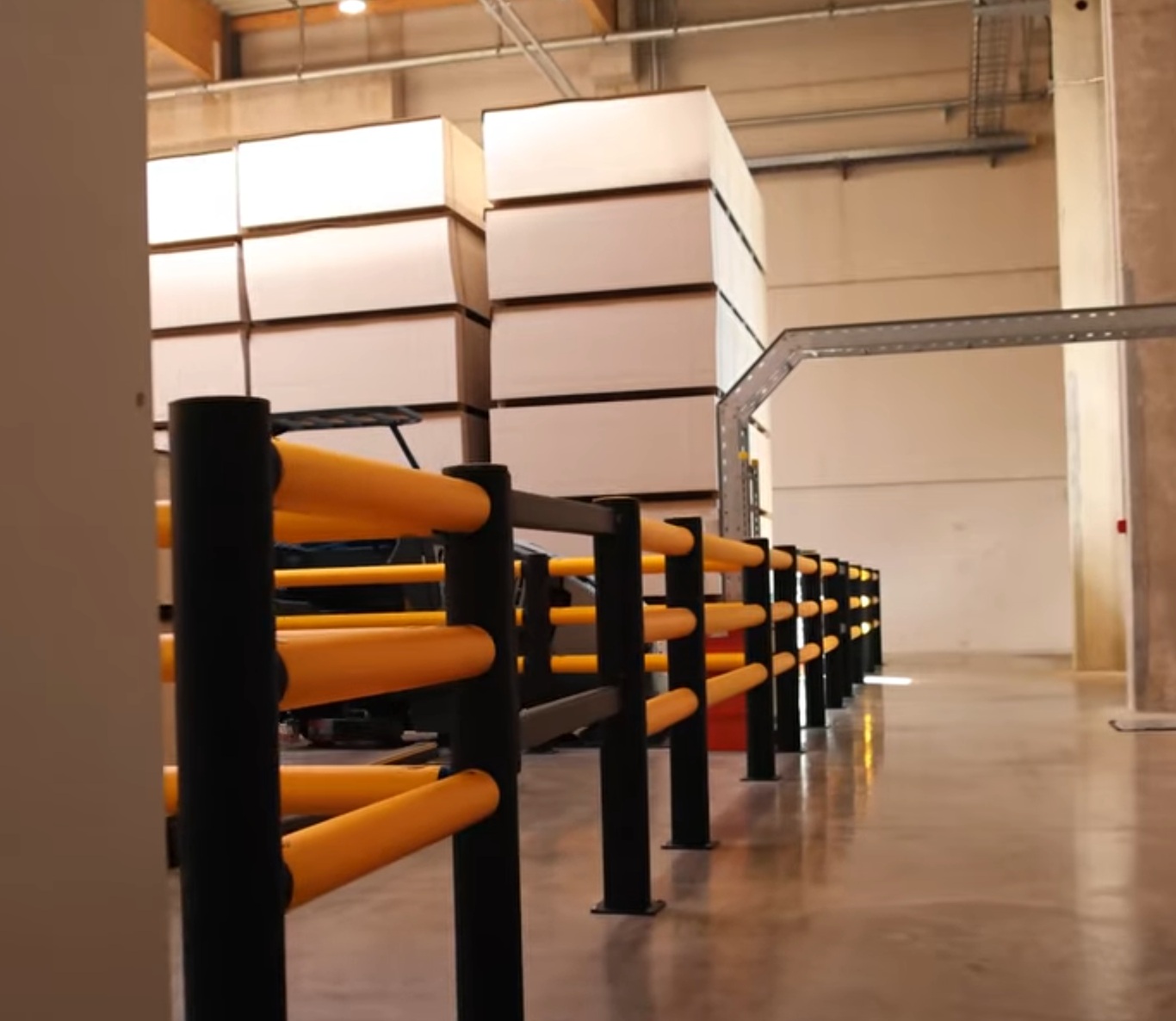 Steel fencing export Australia, custom tubular steel fence manufacturer in Vietnam